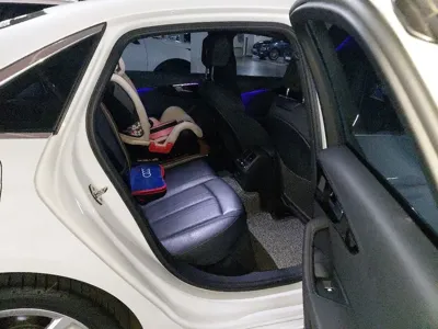 Audi A4 2021, 43529 км, за 12472.1 USD - фото 20