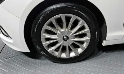 Hyundai Sonata 2015, 74970 км, за 6498.62 USD