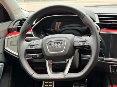 Audi Q3 2023, 25000 км, за 30072.55 USD - фото 16
