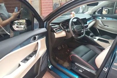 Lynk & Co 06 2020, 39900 км, за 10298 USD - фото 13