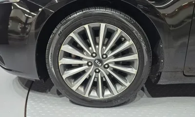 Kia K7 2018, 159156 км, за 6108.77 USD