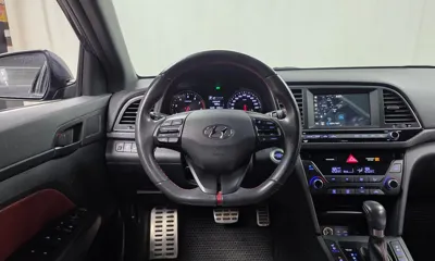 Hyundai Avante 2017, 122375 км, за 5901.27 USD - фото 13