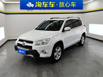 Toyota RAV4 · 2011 год