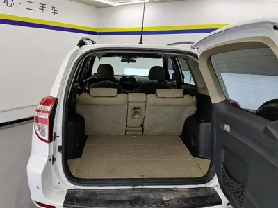 Toyota RAV4 2011, 77100 км, за 5081.41 USD