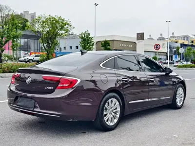 Buick LaCrosse 2017, 129000 км, за 7337.66 USD