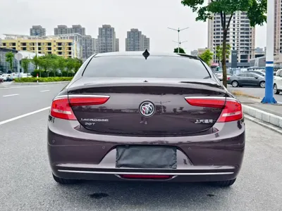 Buick LaCrosse 2017, 129000 км, за 7337.66 USD