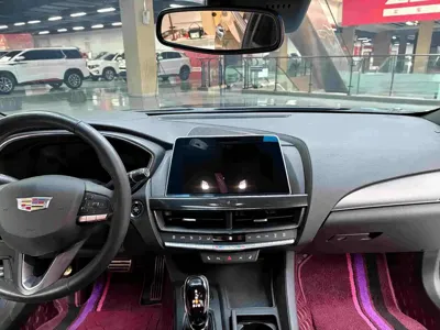 Cadillac CT5 2022, 25000 км, за 16060.34 USD