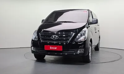 Hyundai Starex 2017, 80392 км, за 8861.76 USD