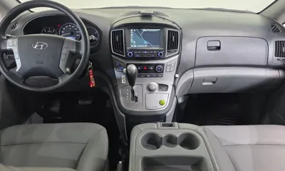 Hyundai Starex 2017, 80392 км, за 8861.76 USD - фото 7