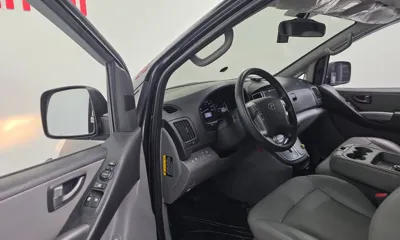 Hyundai Starex 2017, 80392 км, за 8861.76 USD - фото 11