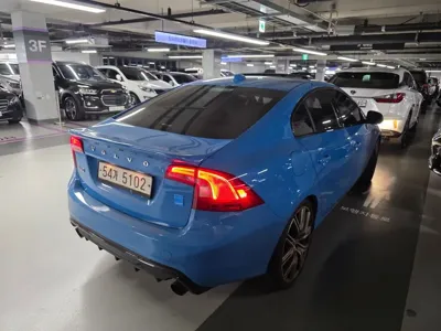 Volvo S60 2017, 96000 км, за 16935.8 USD - фото 6