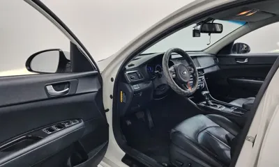 Kia K5 2016, 159099 км, за 4618.43 USD - фото 10