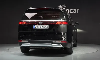 Kia Canival 2021, 92566 км, за 15493.89 USD