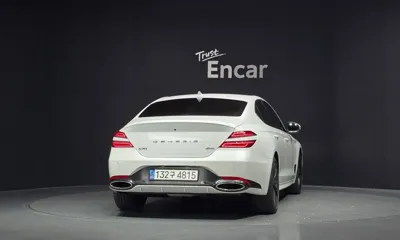 Genesis G70 2022, 96285 км, за 18136.9 USD