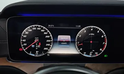 Mercedes-Benz E-Class 2019, 63692 км, за 16604.8 USD - фото 8