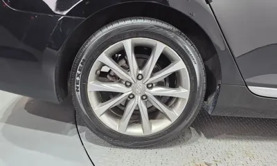 Hyundai Grandeur 2015, 114872 км, за 5667.76 USD