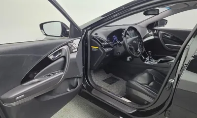 Hyundai Grandeur 2015, 114872 км, за 5667.76 USD - фото 10