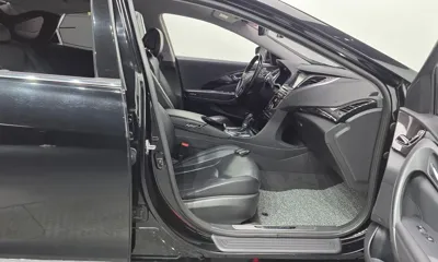 Hyundai Grandeur 2015, 114872 км, за 5667.76 USD - фото 26
