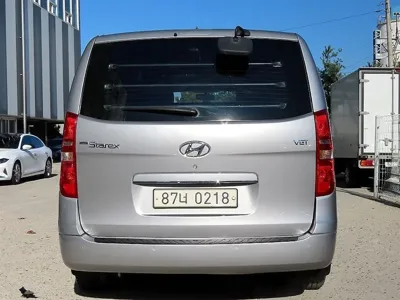 Hyundai Starex 2021, 64214 км, за 7735.81 USD