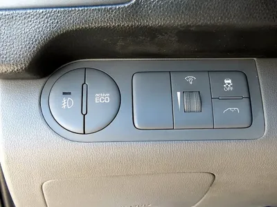 Hyundai Starex 2021, 64214 км, за 7735.81 USD - фото 12