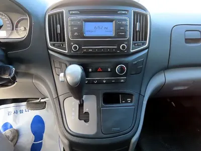 Hyundai Starex 2021, 64214 км, за 7735.81 USD - фото 13