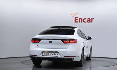 Kia K7 2016, 92487 км, за 8444.38 USD