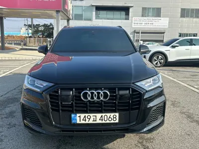 Audi Q7 2022, 88500 км, за 35163.1 USD