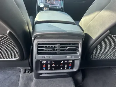 Audi Q7 2022, 88500 км, за 35103.67 USD - фото 20