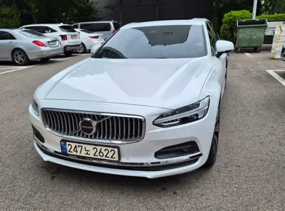 Volvo S90 · 2024 год