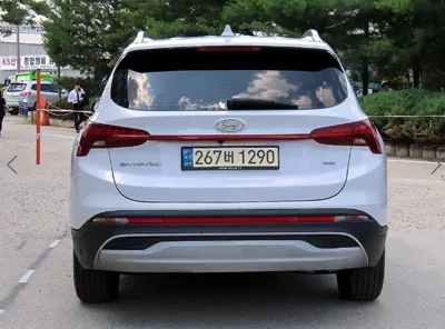 Hyundai Santafe 2021, 152427 км, за 11068.41 USD