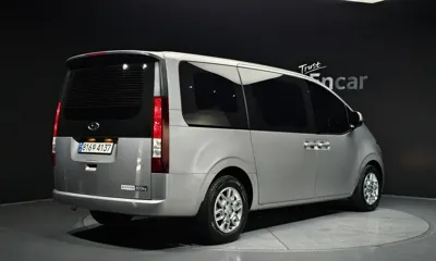 Hyundai Staria 2023, 118227 км, за 13088.32 USD