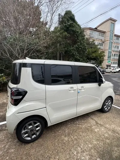 Kia Ray 2025, 2600 км, за 12355.47 USD