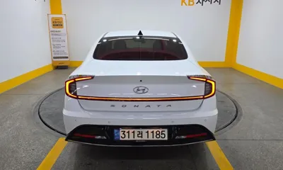 Hyundai Sonata 2022, 30543 км, за 18576.87 USD