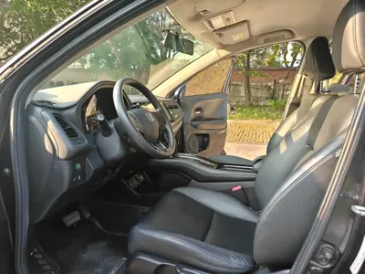 Honda Vezel 2017, 70000 км, за 6463.09 USD