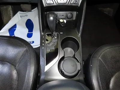 Hyundai Tucson 2013, 116781 км, за 3544.7 USD - фото 12