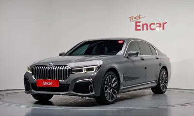 BMW 7-Series · 2022 год