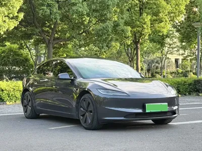 Tesla Model 3 2025, 20000 км, за 14493.54 USD