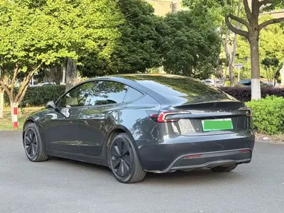 Tesla Model 3 2025, 20000 км, за 14493.54 USD - фото 19