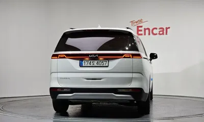 Kia Canival 2023, 41542 км, за 16133.24 USD