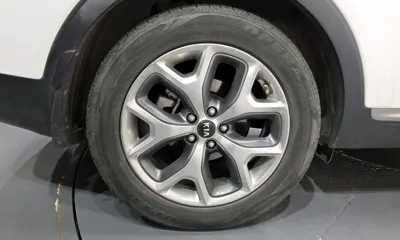 Kia Sorento 2016, 174599 км, за 6892.48 USD