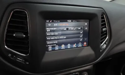 Jeep Compass 2018, 41745 км, за 9124.33 USD - фото 18