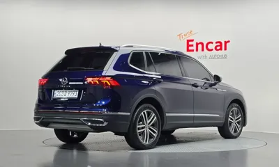 Volkswagen Tiguan 2023, 32520 км, за 18362.95 USD