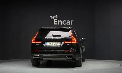 Volvo V60 2021, 35805 км, за 23790.34 USD