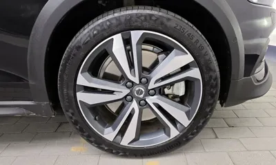 Volvo V60 2021, 35805 км, за 23790.34 USD