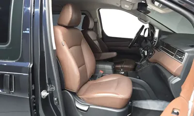 Hyundai Starex 2019, 57102 км, за 14756.54 USD - фото 11
