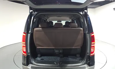 Hyundai Starex 2019, 57102 км, за 14756.54 USD - фото 20