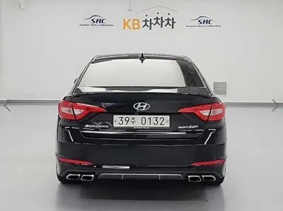 Hyundai Sonata 2016, 166351 км, за 4940.52 USD