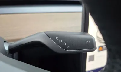 Tesla Model 3 2022, 48946 км, за 20607.16 USD - фото 9