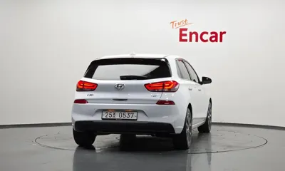Hyundai i30 2017, 77466 км, за 6825.71 USD