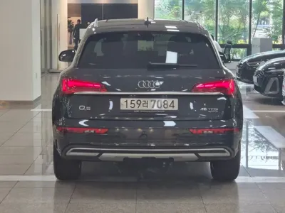 Audi Q5 2023, 19729 км, за 25884.97 USD